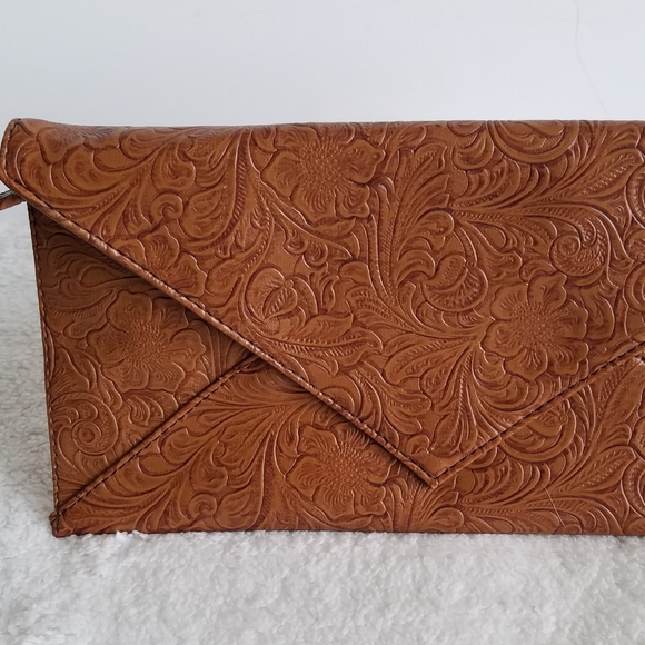 Kimchi Blue Embossed Envelope Clutch/Wristlet - Picture 5 of 8